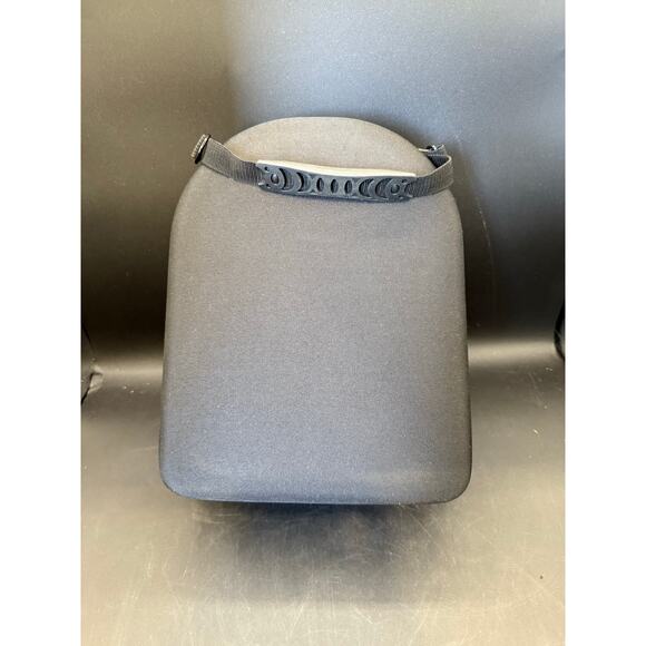 Kiierr Cap with Carrying Case - new in case - Picture 4 of 8